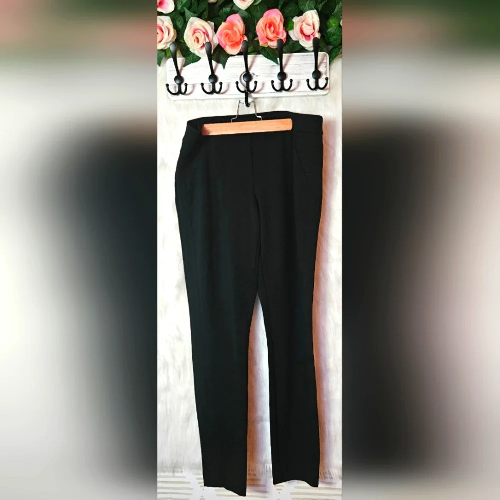 Reitmans Classic Slimming Pinstripe Feature Slacks